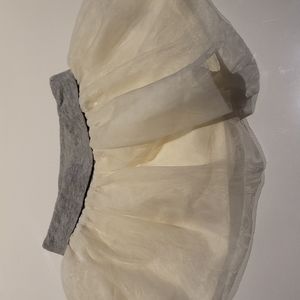 NWOT  baby GAP kids clothes 12-18 months skirt and underwear